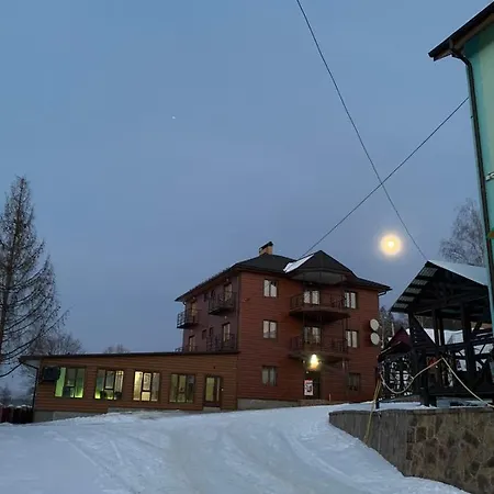 аура карпат Orman Evi Slavske