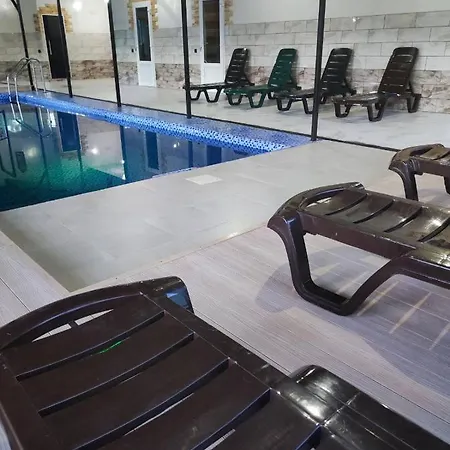 аура карпат بيت خشبي *